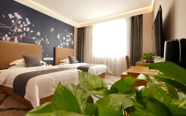 Fugang Hotel(Xuchang College High Speed Rail East Station Store)