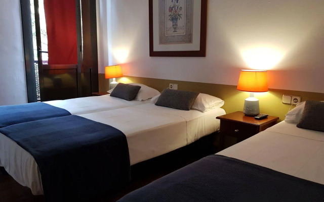 Hostal LK