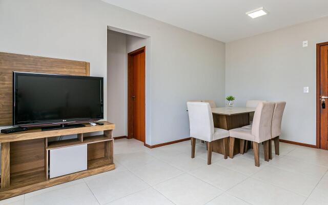 Apto em Condominio pe na Areia, c/ Piscina Mhr308