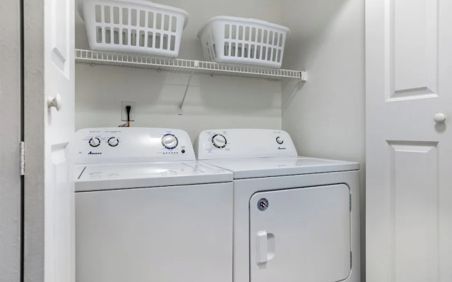 Allisonville Rd Apartments by Landing