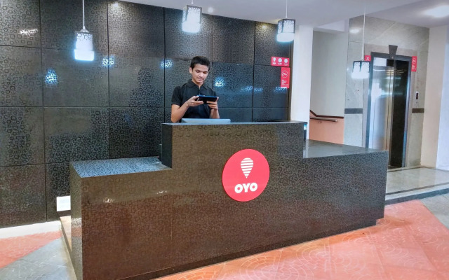 Hotel Kings Suites By OYO Rooms