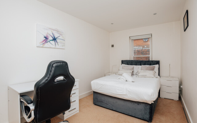 Henley Town Centre With Parking - From 110 Per Night