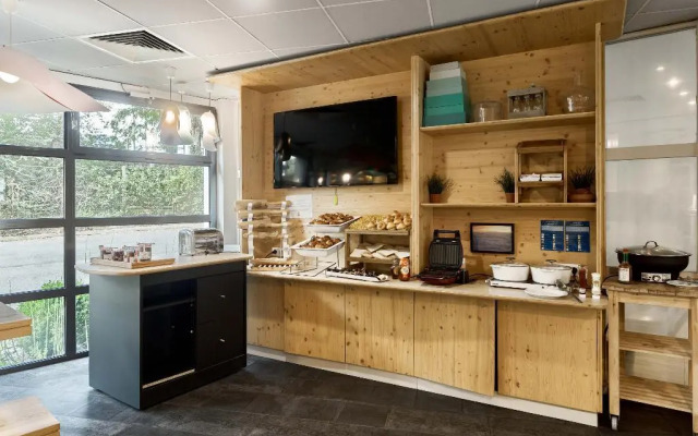 B&B HOTEL Vélizy Est