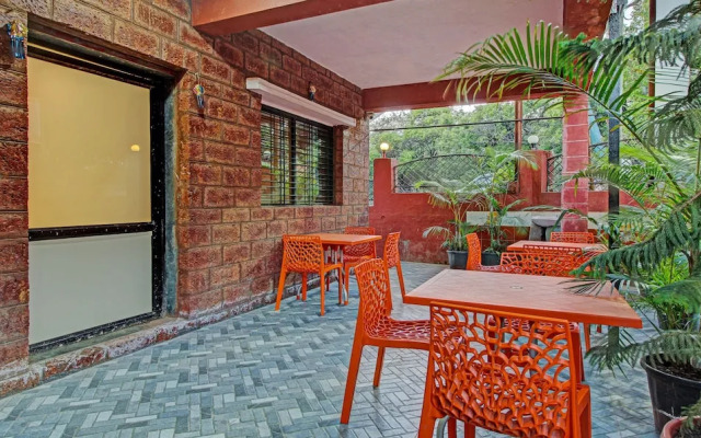 Treebo Trend Hotel Green Woods