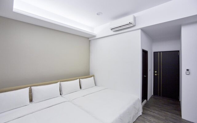 Taichung Fengjia Light