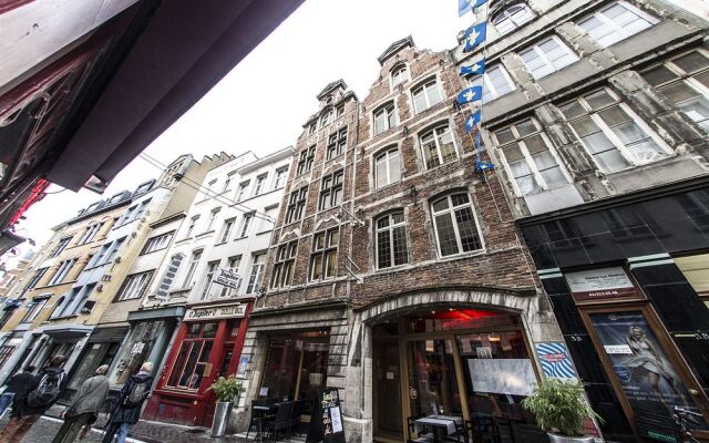hotelImage