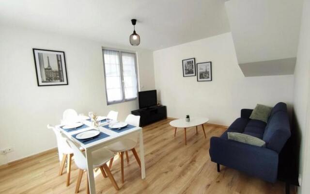 Agréable maison de ville avec parking gratuit