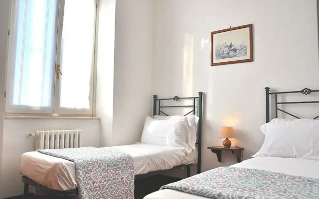 Villa Montecasciano - 8 Sleeps Private Garden