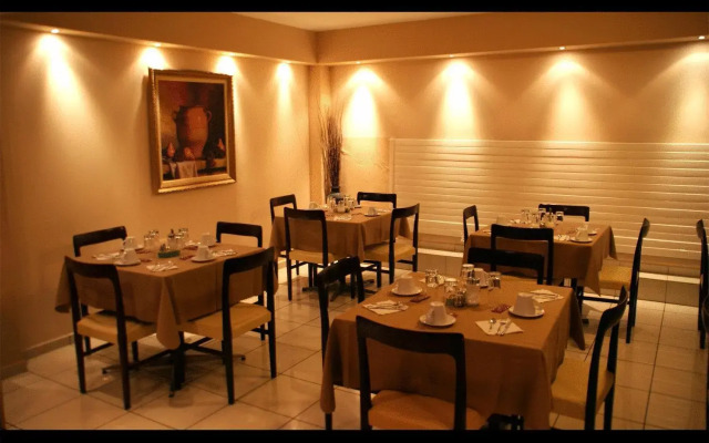 Lakonia Hotel