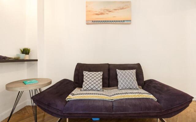 Amazing 1 Bedroom Loft in Nice City Centre Seafront