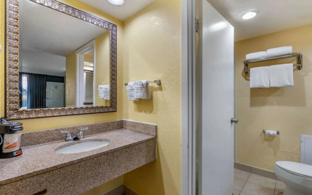 Clarion Inn Orlando International Drive - ICON Park