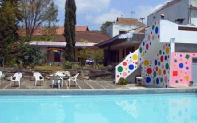 Hotel Pesona Ratimaya
