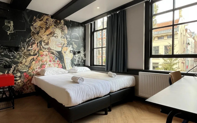 Heart Of Amsterdam - Hostel