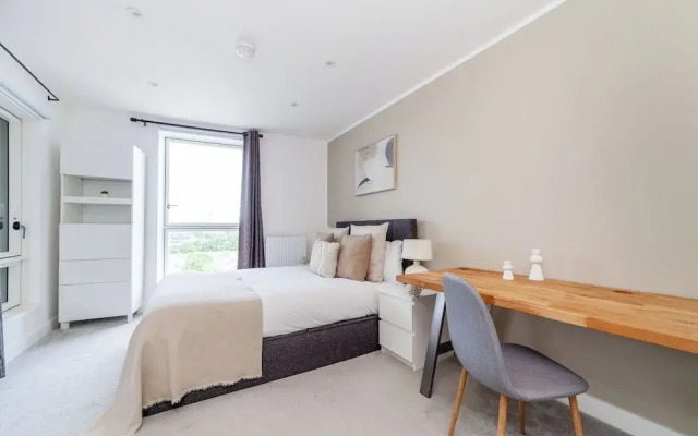 The Colindale Luxury Apartment