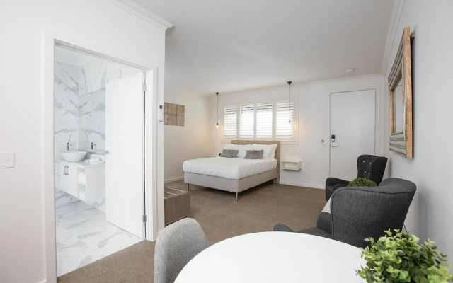 Newington Apartments