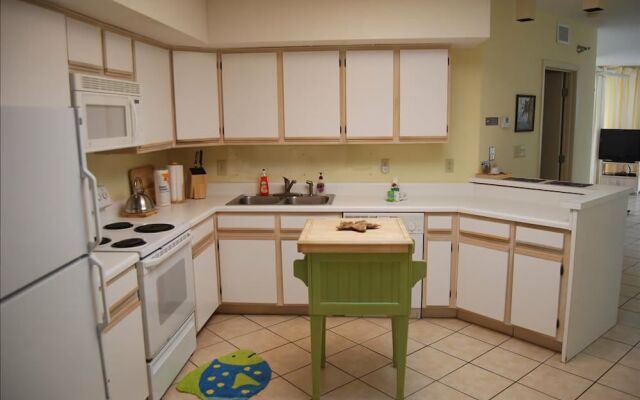 White Caps 506 by RedAwning