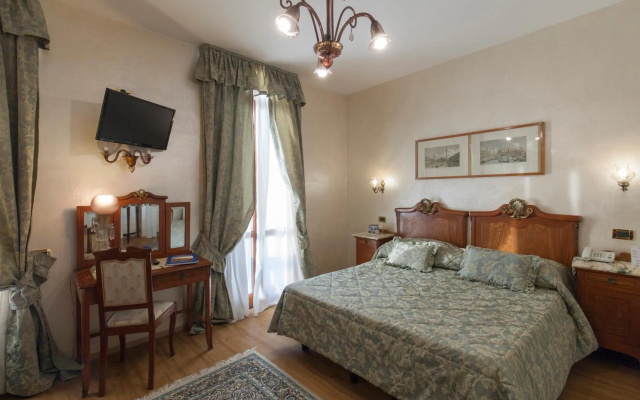 Hotel Riviera
