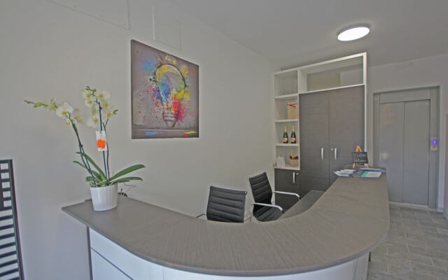 Diamond Apartments