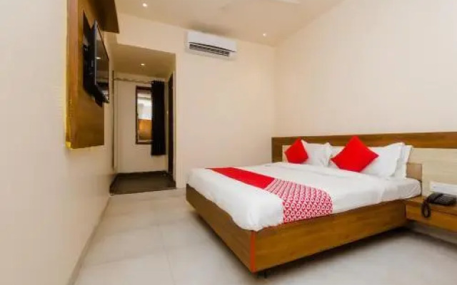 Garima Palace by OYO Rooms