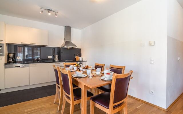 Stunning Apartment in Rauris by the Forest