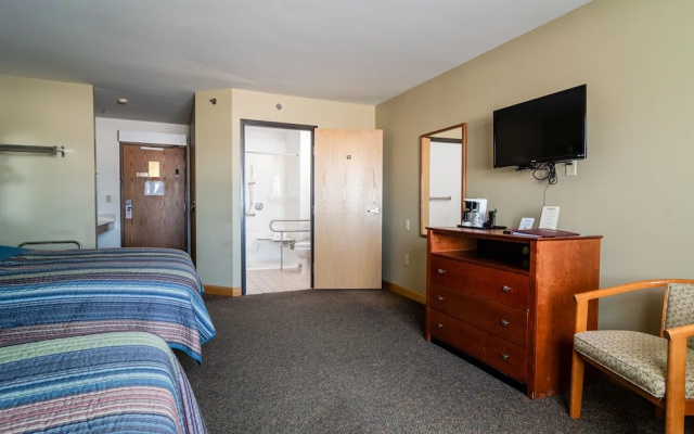 Cedarberry Inn