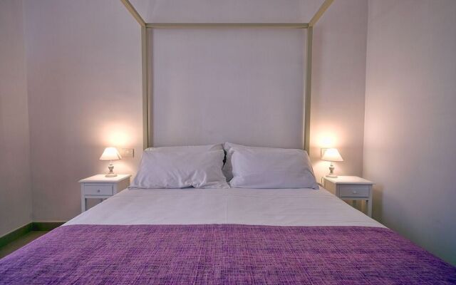 Villa Giardini Luxury Room