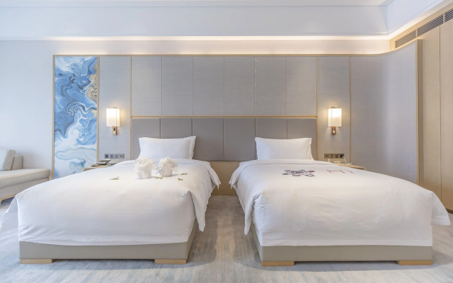 Qianhuazhou Hotel