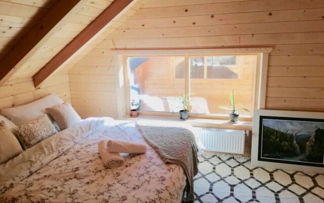 Lovely 4-bed Cottage in Kolasin