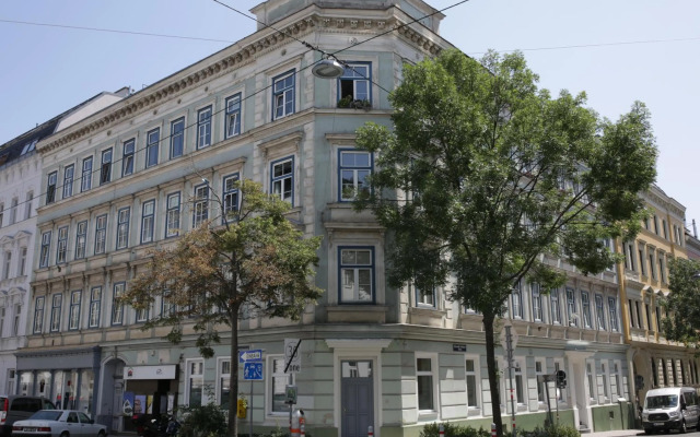 Vienna Gold Apartments - contactless check in