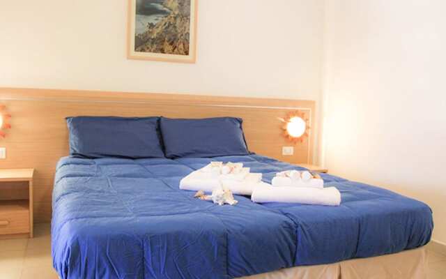 Hotel Club Mezzaluna