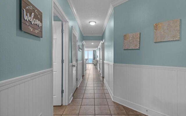 Majestic Beach Towers 1-1302