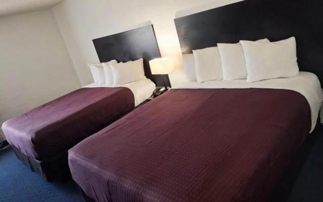 FairBridge Inn & Suites Sunnyside