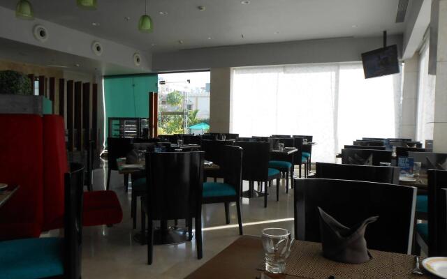 Lemon Tree Hotel, Pune