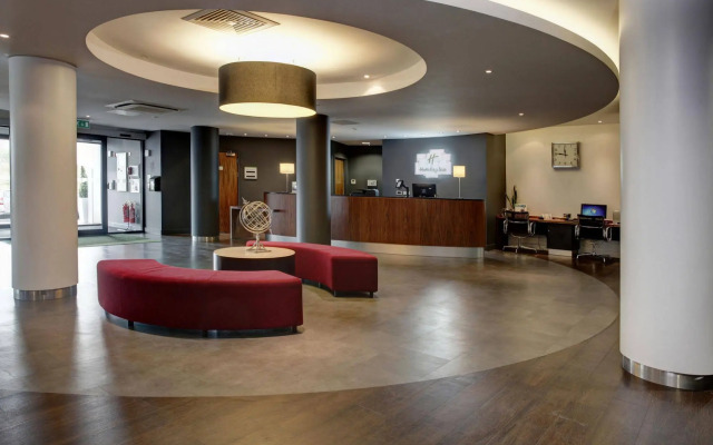 Holiday Inn London - Luton Airport by IHG
