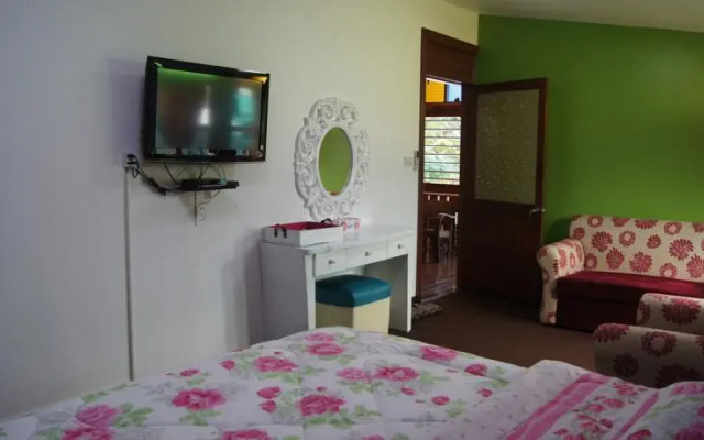 La Vie En Rose Bed and Breakfast