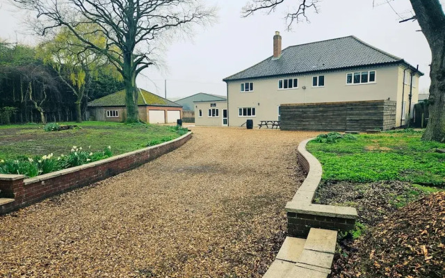 The Plough Inn Farmhouse