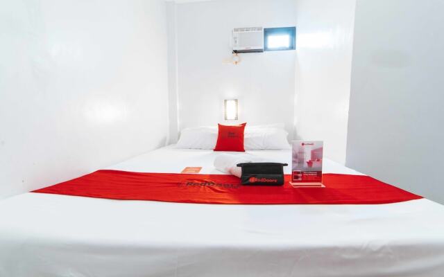 RedDoorz @ San Antonio Binan