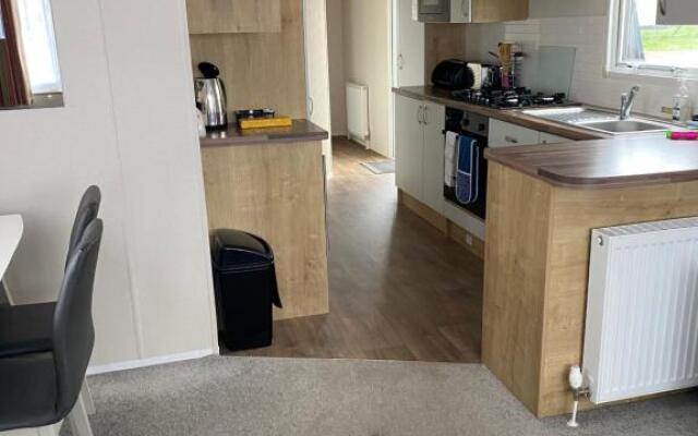 62 Solent Village