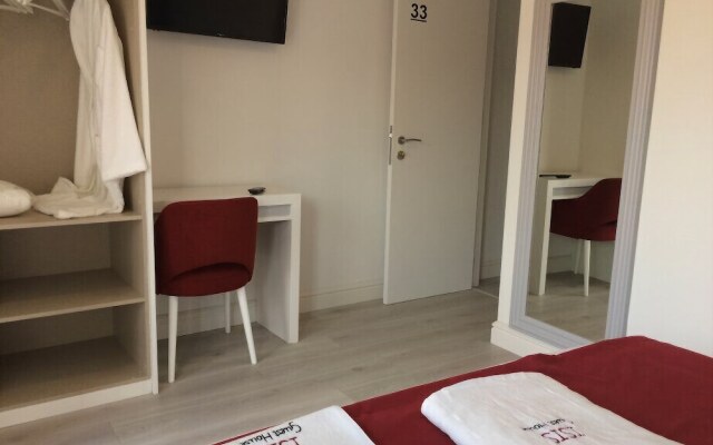 ÍSIS Guest House