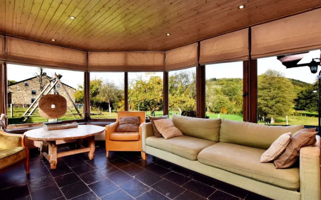 Rustic House With Sunroom