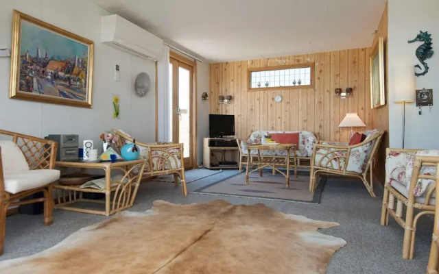 Panoramic Cottage Retreat-by Traum