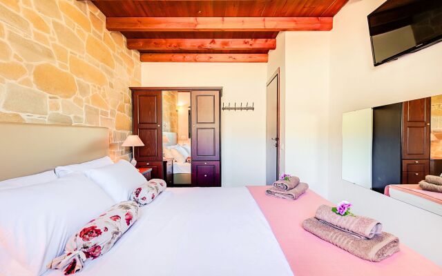 Cretan Kera Villa Heated Pool