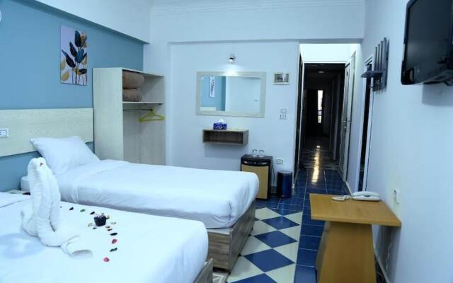 Lamera Hotel.