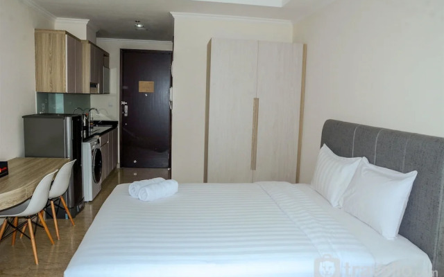 Elegant Studio Menteng Park Apartment
