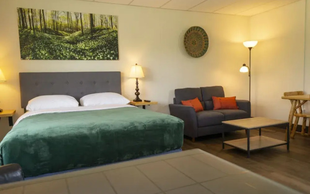 Wayside Motel Manitoulin