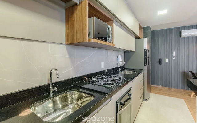 Building With New Apartments 300m From the Beach - EEP