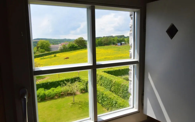 Farmhouse With Wellness Near Maredsous
