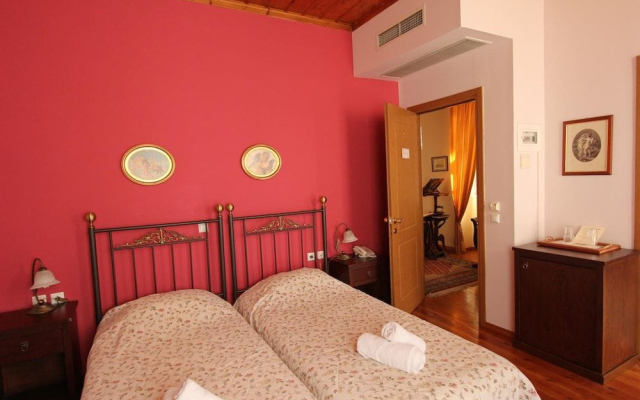 Polyxenia Hotel