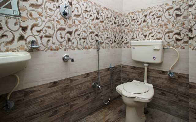 Hotel AGC By OYO Rooms