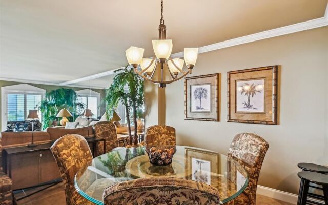 Inlet Reef 312 2 Bedroom Condo by RedAwning